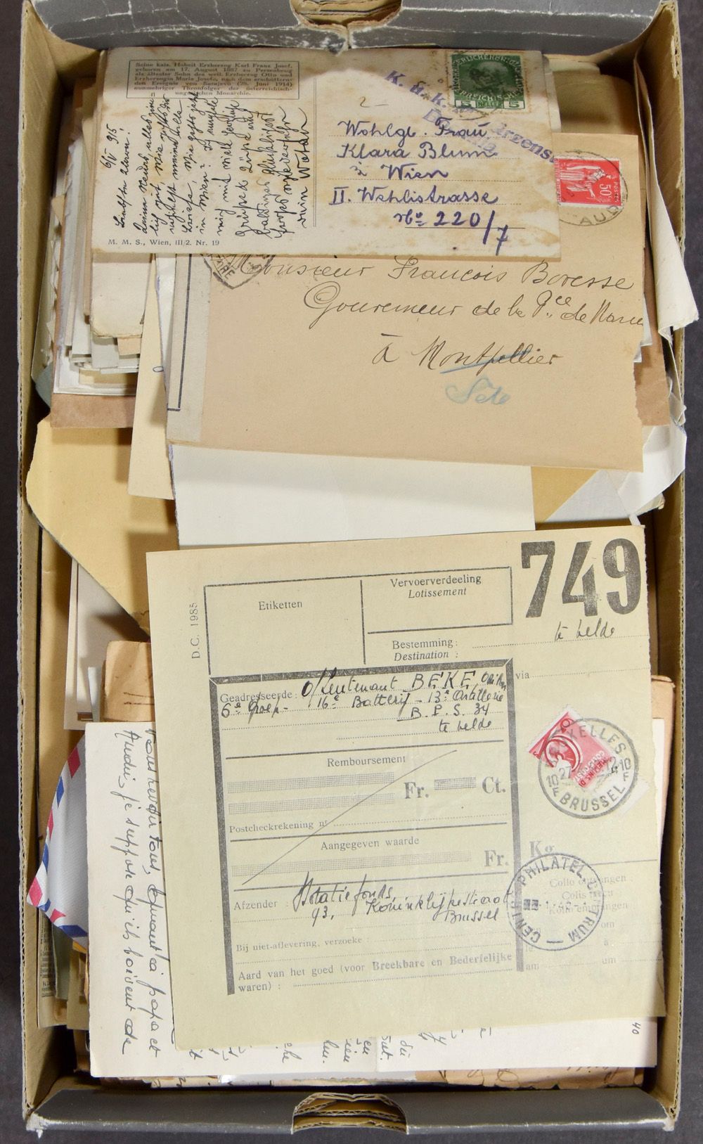 Accumulation +/-500 letters various countries and periods, involving old, vf/f/to be checked