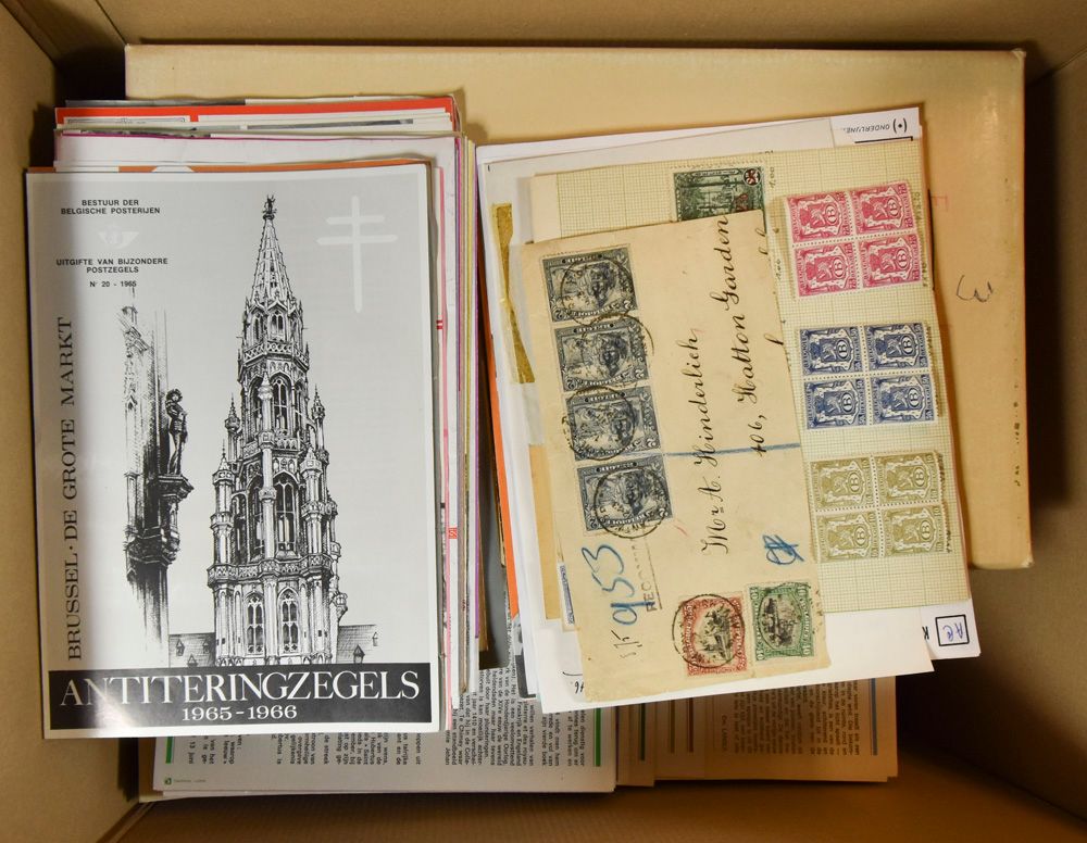 Diverse uitgiften, 1.000den zegels deels geklasseerd in omslagen en in postfolders + preo's, in 2 doosjes, zm/m.