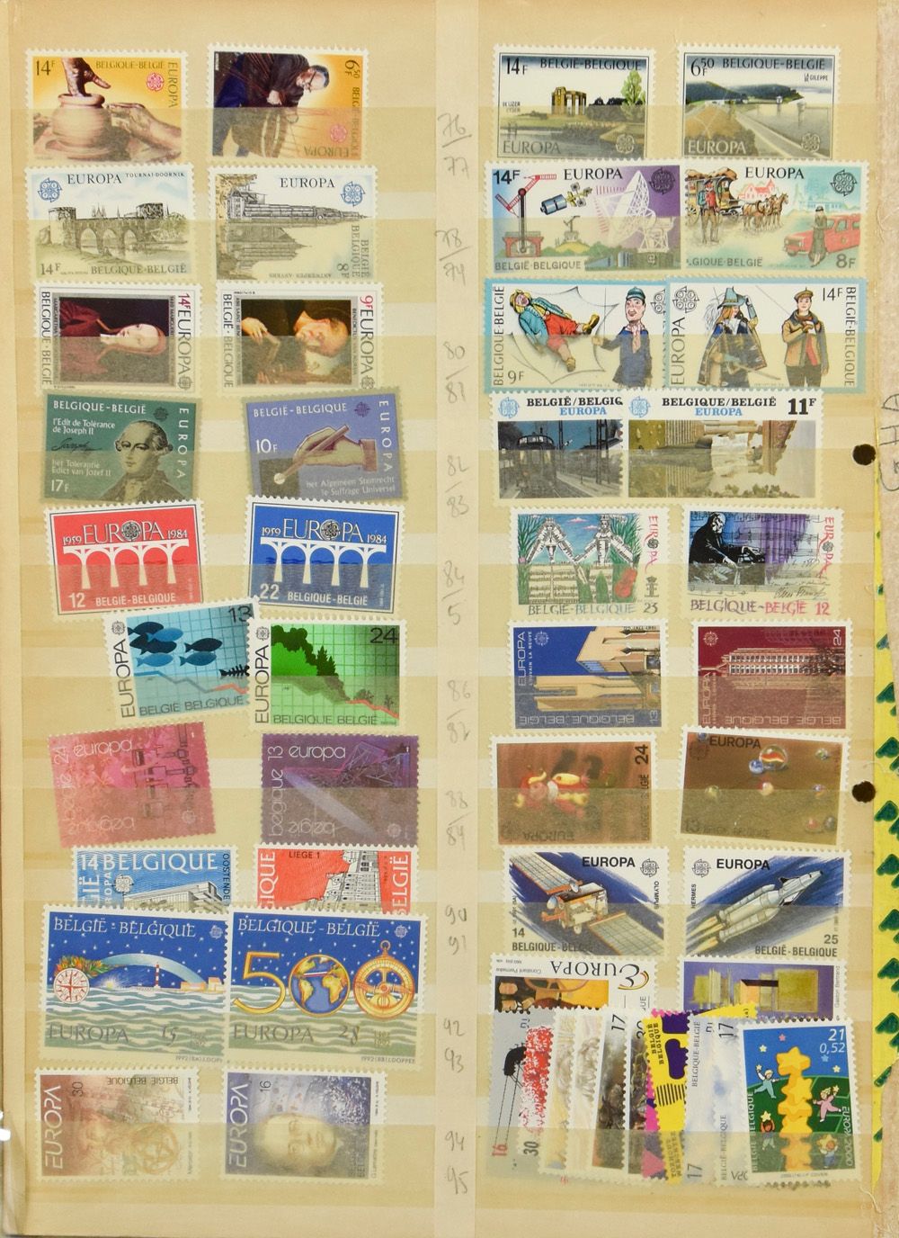 1956/2000 Samenstelling met dubbels in ringklasseur + doosje (met insteekkaartjes), w.o. veel België, FDC's diverse landen, enz., zm/m/ntz