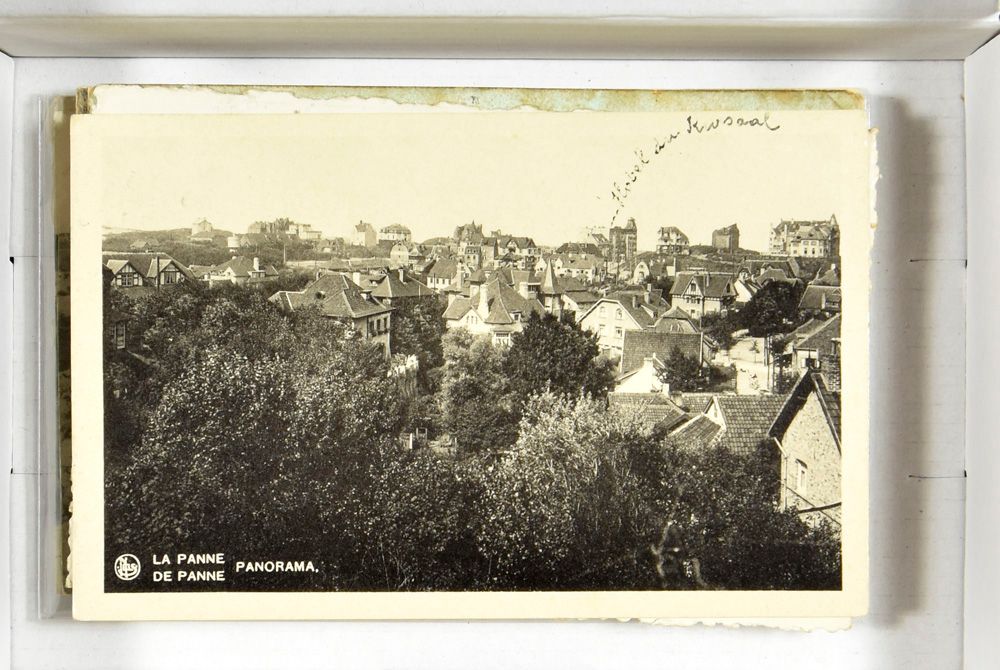 Diverse plaatsen en zichten, w.o. Waterschei, Maaseik, enz.. (24 stuks)