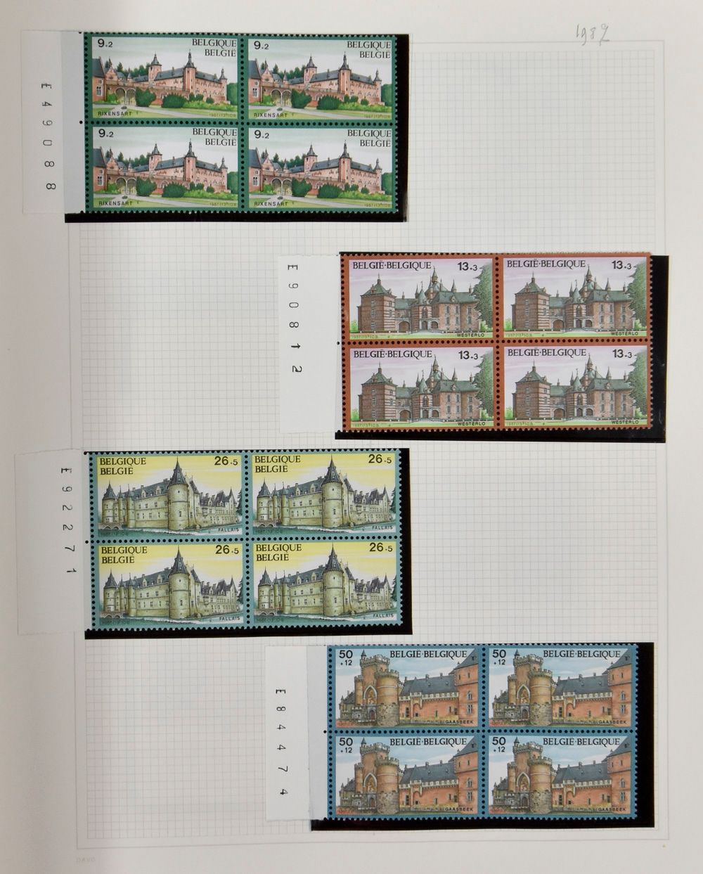 1970/1987 Verzameling nominaal in 2 albums Davo, w.o. veel in blok van 4, zm 