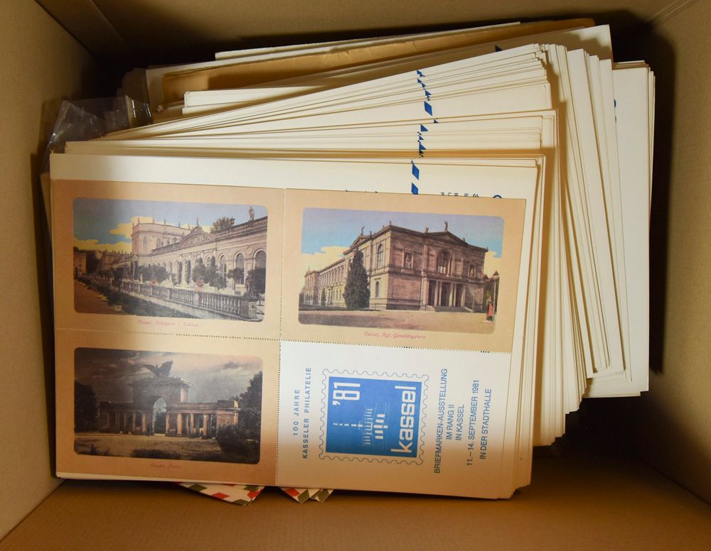 Moderne periode, samenstelling 100den postwaardestukken, w.o. 100 jaar filatelie in Kassel, zm.