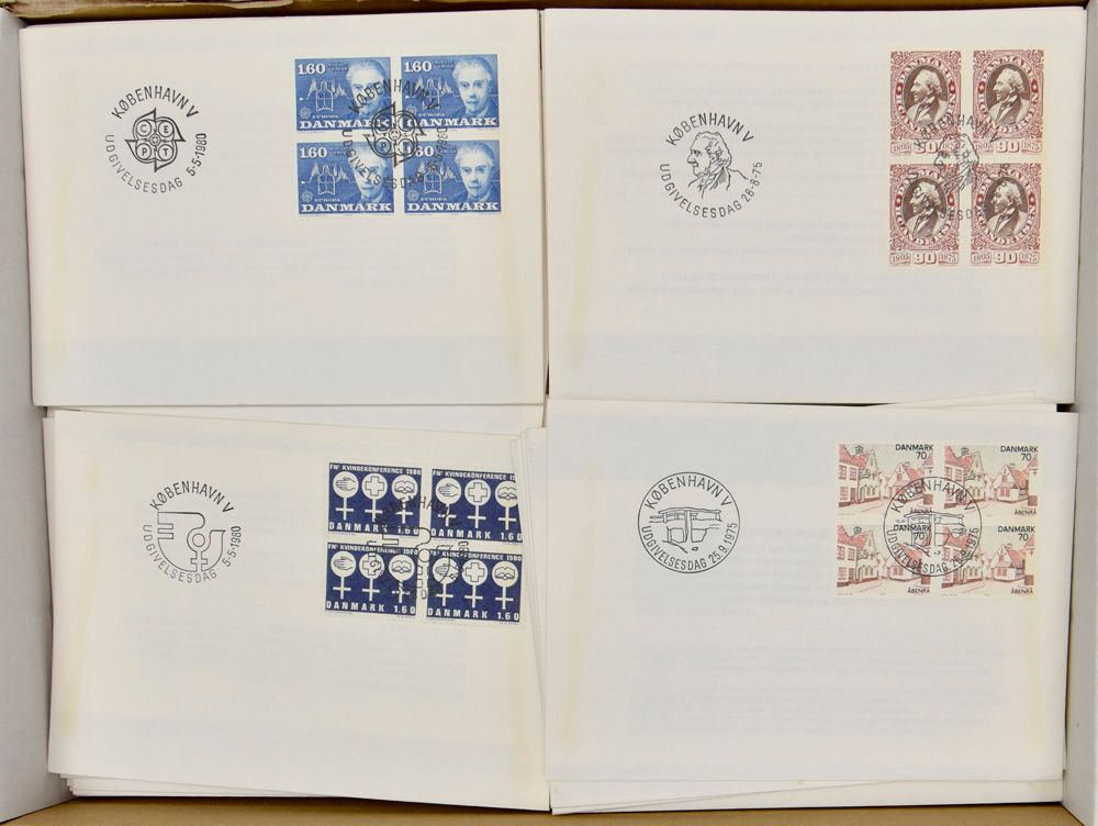 Douzaines de compositions de FDC, tb