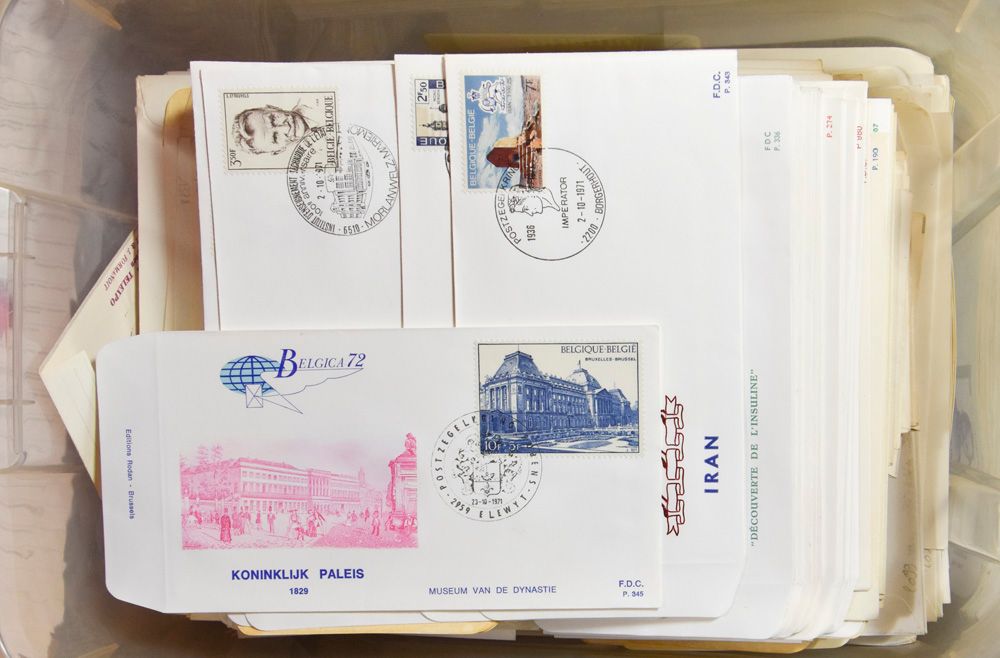 Various countries and periods, accumulation 100s of postal items, USA, Belgium, France, Germany, Gr Britain, vf/f/to be checked.
