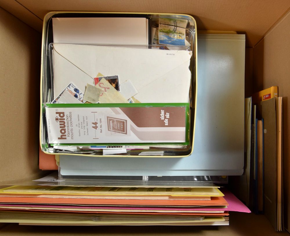 Variadoos, verschiedene Länder in Mappen, Belegen, etc., einwandfrei/schön/zu kontrollieren
