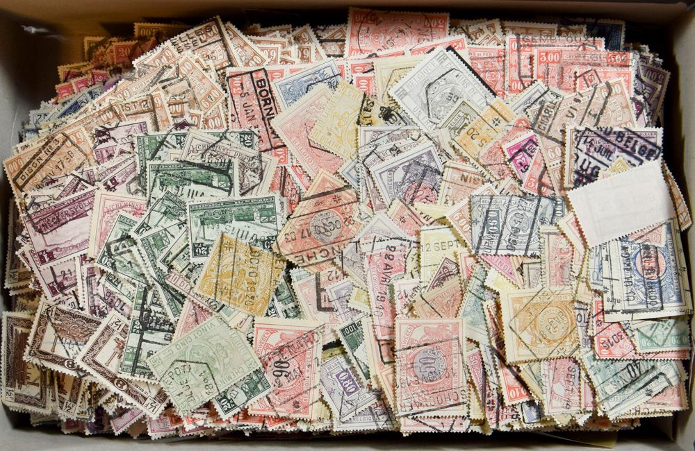 Over 2500 stamps in shoe box all periods, including interesting cancellations, vf/f 