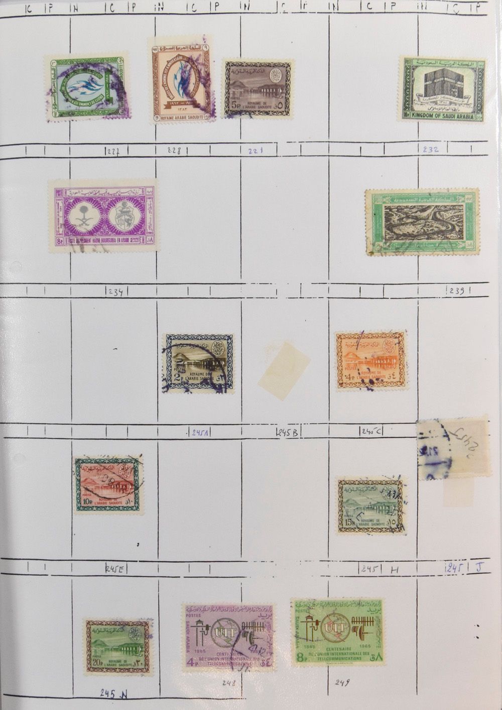Verschiedene Länder in Ordnern, darunter Naher Osten, Jugoslawien (einschließlich Bosnien, Serbien und Montenegro), Vatikan, Irland, Philippinen, Katar, einwandfrei/schön/zu kontrollieren