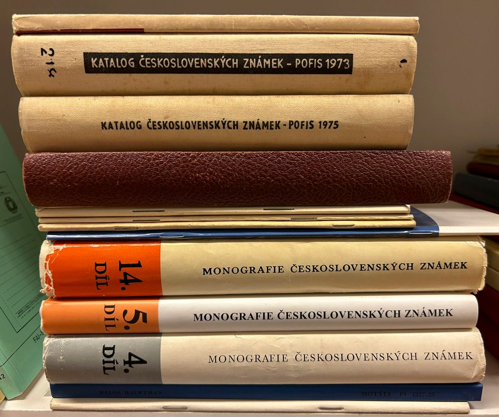 Tsjechoslowakije, samenstelling van 14 boeken, zie foto op website