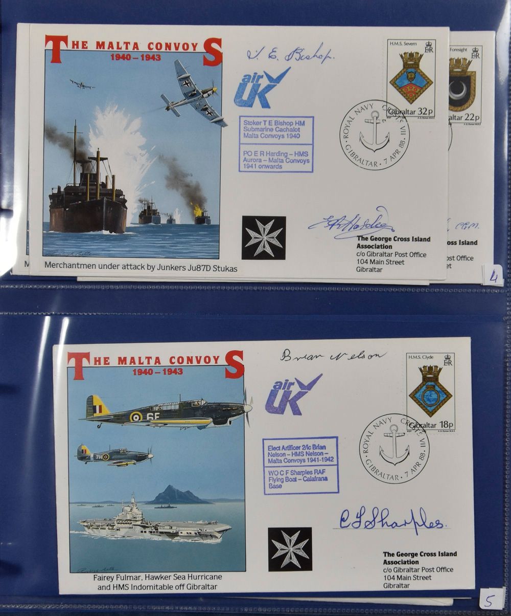 The Royal Air Force, zeer mooie verzameling 557 FDC's, in 9 ringbanden, zm.