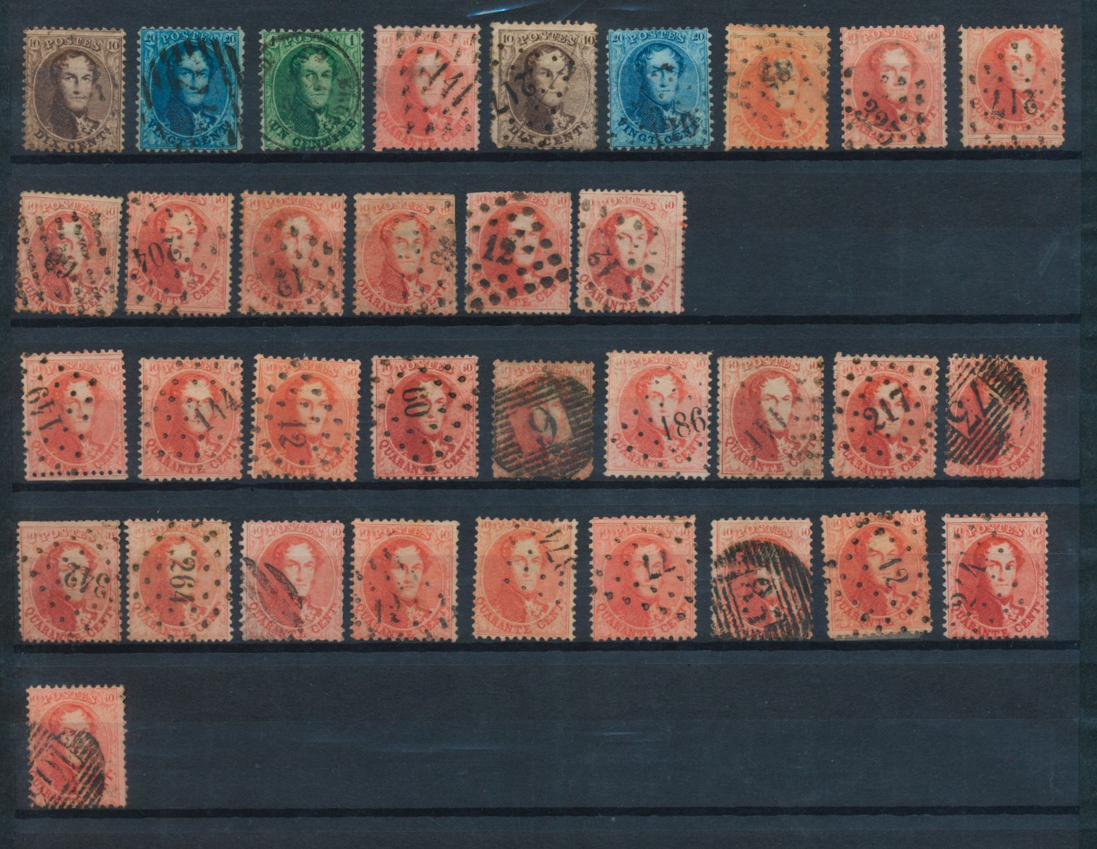 N°13 (1x), N°14 (2x)), N°15 (2x)), N°16 (29x)). Collection de médaillons dentelés avec cachets à barres et à points, nuance de couleur, multiples griffes et taches, curiosités. Haute cote.