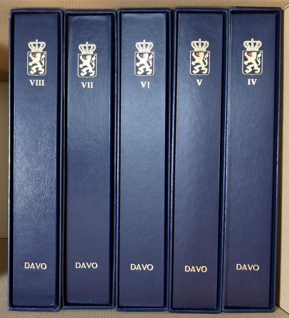 Davo, 5 lege albums zonder bladen IV-VIII