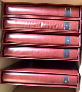 Safe, 4 Safe albums met voordrukbladen België 1849-1963 + Safe album met plastiek insteekbladen, met cassette