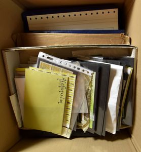 Composition de divers pays dans des classeurs, albums, boîtes, cartes à insérer, dont thème, Israël, etc., tb/b/à voir