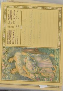 1860/1972 Verzameling tientallen telegrammen in ringklasseur, zm/m