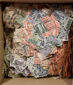 1910/1950 Doosje met +/-10.000 zegels voor de stempelzoeker, wat Nord Belge, zm/m/ntz