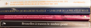 Samenstelling van 21 boeken, w.o. Gulden Boek van de Belgische Filatelie, studies, catalogus, etc., zie foto website