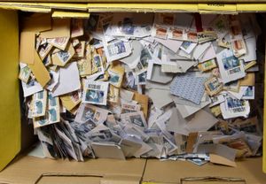 Well-filled box on fragment of long-running series up to very modern 2021, vf/f/to be checked