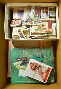 VARIA: Doos chromo's + foto's filmsterren groot formaat, pakje pin-ups + wat aandelen