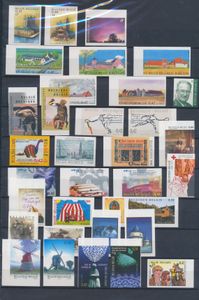 2001/2002 Accumulation of 24 sets, 7 souvenir sheets and 1 booklet, vf (OBP -€1,532.50)