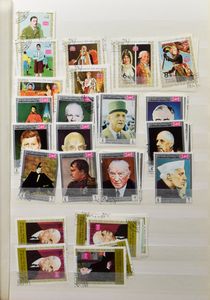 Composition, 14 classeurs/albums, dont Autriche, Liechtenstein, néerlandais, Belgique et thème, b/à voir