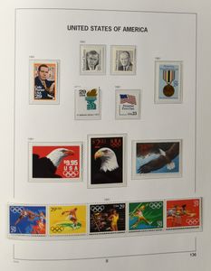 1847/2000 Collection bien fournie dans 4 albums Davo à partir du n° 1 avec de nombreuses valeurs élevées, à partir des années 50 presque entièrement neuve, y compris BL 1, timbres non dentelés, timbres en rouleau, back of the book, tb/b/à voir