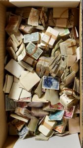 1946/1960 Samenstelling duizenden zegels diverse uitgiften, voor de stempelzoeker, zm/m/ntz