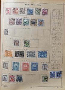 Divers pays dans 10 albums et classeurs, dont FDC d'Autriche, Japon, Chine, etc. dans un ancien album mondial, tb/b/à voir