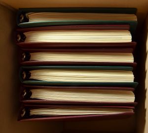 Lindner, 6 albums met diverse formaten van insteekbladen