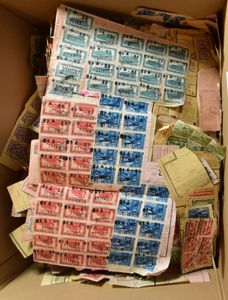1936/1952, 10.000 fragmenten, voor de stempelzoeker met o.a. noodstempel 