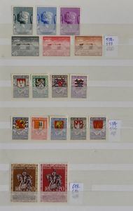 1940/1963 Verzameling in insteekboek, w.o. Senaat, Atletiek, Breendonk I + II, Schrijvers, Boudewijn bril, zm/m