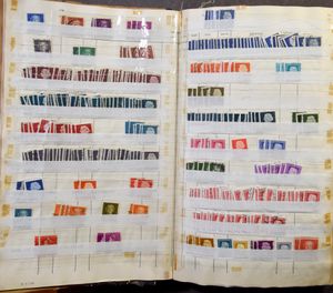 Diverse items, in 5 boeken en 1 farde, w.o. veel België, zm/m/ntz