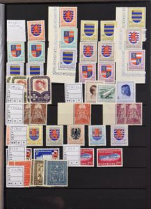 1852/1984 Verzameling + samenstelling in 2 insteekboeken, waarbij 59/68 **, 74/85 *, reeksen jaren 1930, luchtpost, zm/m/ntz