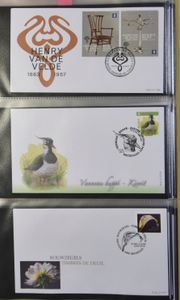 1936/2014 Verzameling HK (1936 tot 1959) en FDC's (vanaf 1936), waarbij betere jaren '50, in 12 Davo FDC albums, zeer mooie gelegenheid, zm