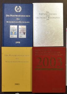 1981/2003 Samenstelling 14 jaarboeken, samenstellingen in speciale boekjes, waarbij enkele dubbel + 1x DDR, 