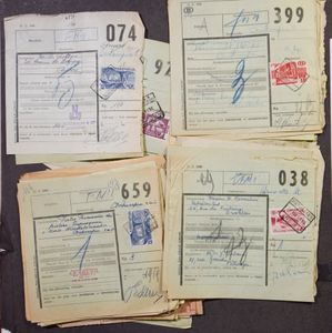 Samenstelling honderden vrachtdocumenten met zegels jaren '50, zm/m