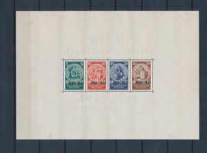 1930/1950 Samenstelling op insteekbladen met o.a. goede blokken n° 1 en 2 beide met zegels met volledige gom, beide blokken met bruine strepen, Beethoven blok op R-brief, Saar, zm/m/ntz