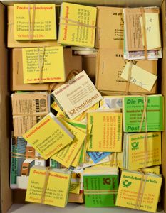 Voorraad boekjes, w.o. DDR (99 stuks), modern (23 stuks), Berlin (97 stuks), Bundespost (309 stuks), zm/m