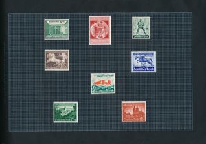 1934/1945 Verzameling op zwarte bladen, zm