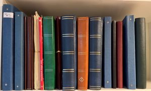 1930/2002 Samenstelling diverse uitgiften in 15 boeken, waarbij nominaal (BEF), vellen, HK, rolzegels, SP, blokken, FDS, FDC, enz., zm/m/ntz