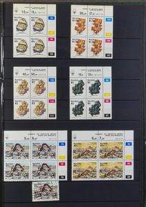 Verzameling (ook Namibia) in 6 boeken met veel dubbels, w.o. control blocks, FDC's, zm
