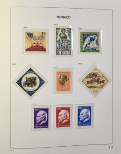 1885/1998 Verzameling in 5 Davo albums vanaf 1° emissie met o.a. veel blokken, zm/m/ntz