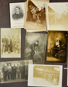 Wielrenners, alle klein formaat (w.o. veel met speldengaatjes) (Totaal: 40 stuks)