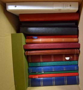 Insteekboeken, 15 stuks met zwarte bladen, verschillende formaten en kwaliteiten