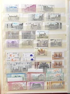 1858/2003 Uitgebreide samenstelling met veel dubbels in 7 insteekboeken, diverse uitgiften, w.o. reeksen, SP, TX, enz., zm/m/ntz