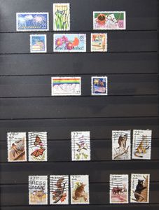Remains in stockbooks and on cards, including USA, Belgium, Belgian territories, .... loose values and complete sets, f/to be checked.