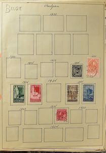 4 old albums with some stamps, blank cards and pergamine bags.