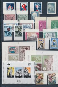 1964/1968 Accumulation, 12 sets and 4 souvenir sheets (n° 1421 *), vf (OBP €1,279.50)