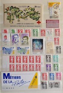 19002002, nice collection in 3 stockbooks, mostly ** from years 60 onwards, vf/f/to be checked.