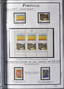 1971/1992, belle collection auto-assemblée en 2 Davokaften, avec de nombreux blocs, tb.