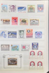 Accumulation of various countries in 7 stockbooks and 1 album, including Vatican, Austria, Germany, Great Britain, CEPT, Portugal, Scandinavia, Liechtenstein, 
